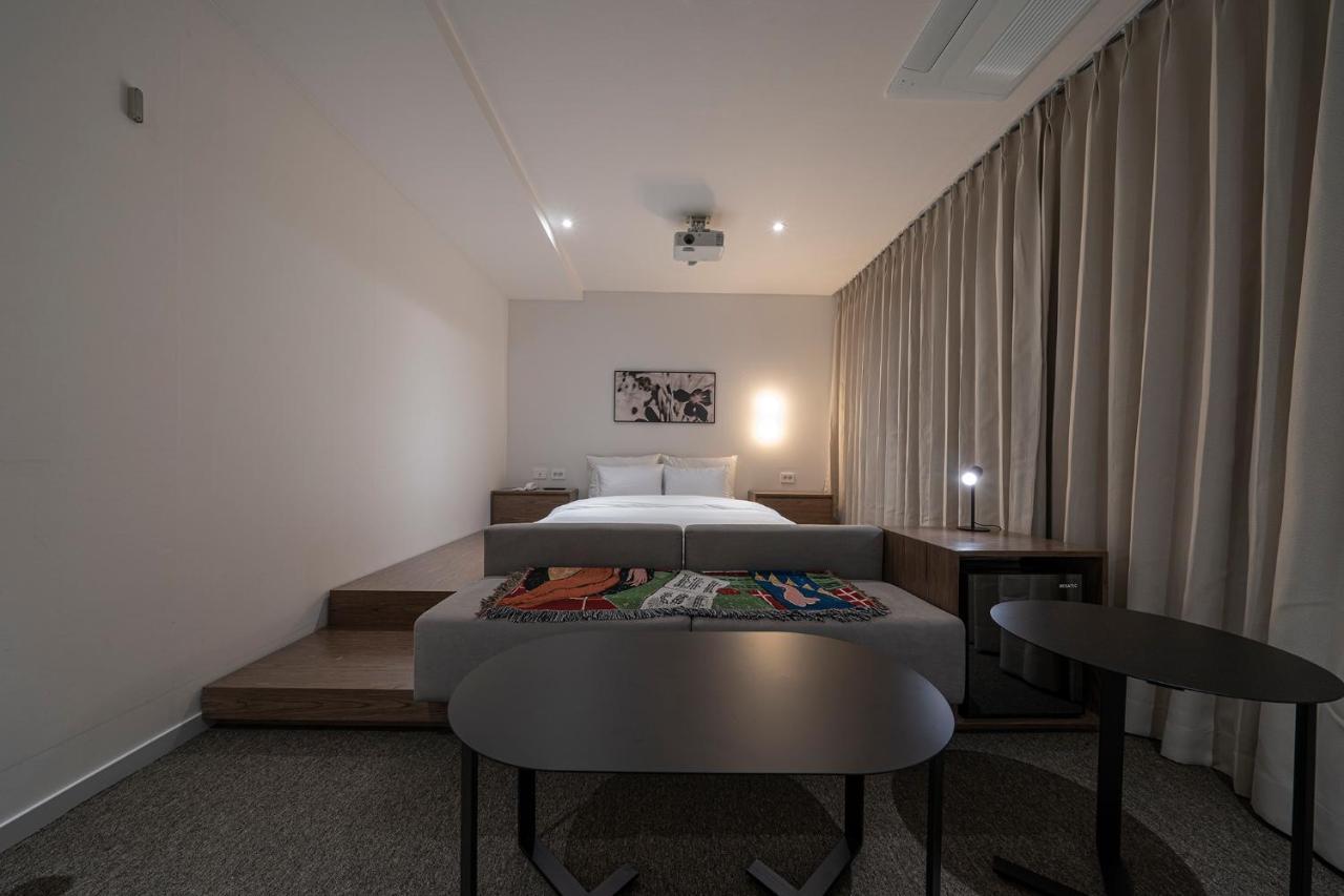 Aank Hotel Osan Exterior photo